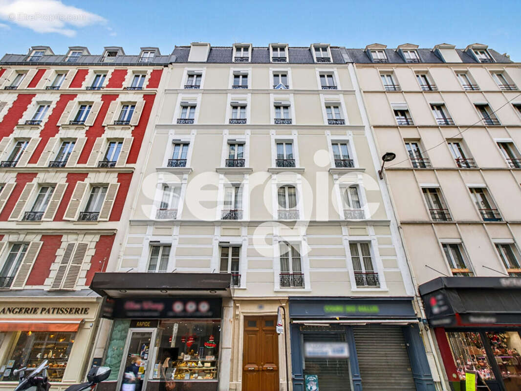 Appartement à PARIS-14E