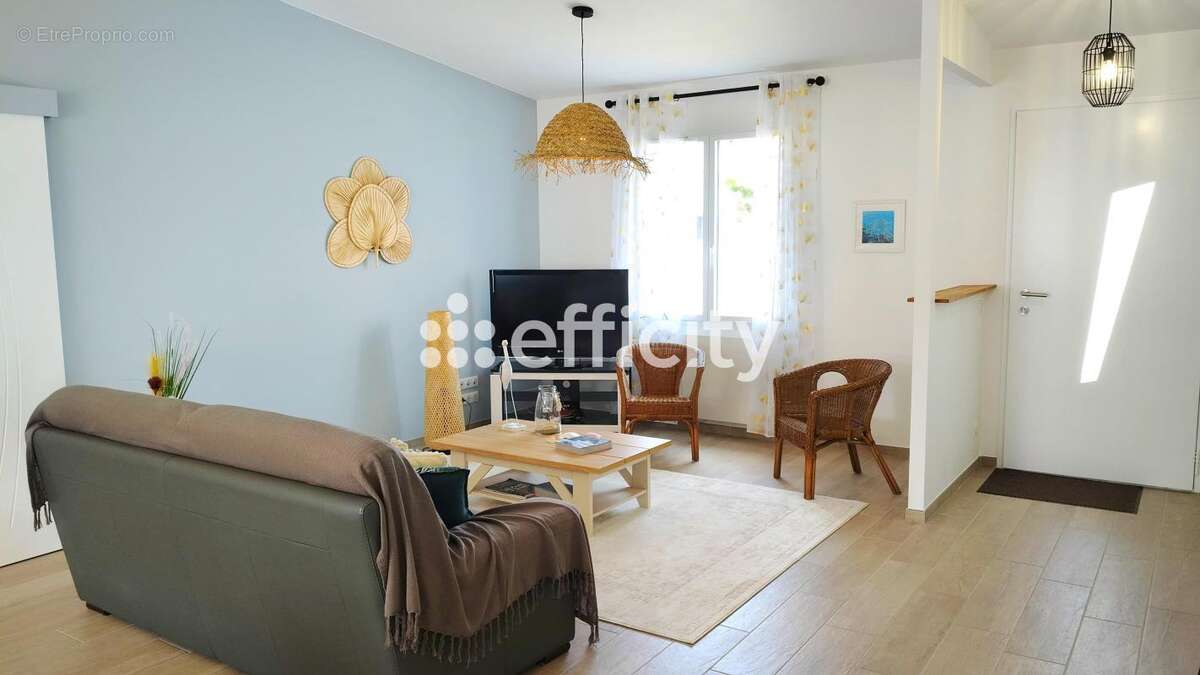 Maison 102 m² à Barbatre  - photo 5