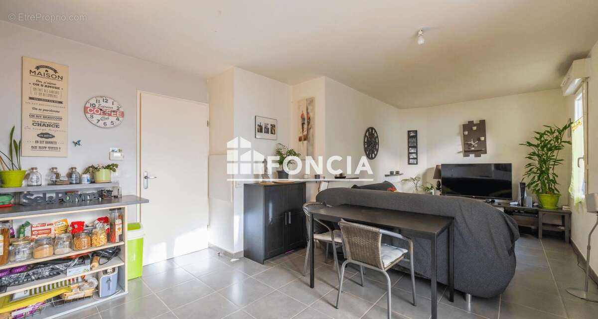Appartement à LE PLESSIS-TREVISE