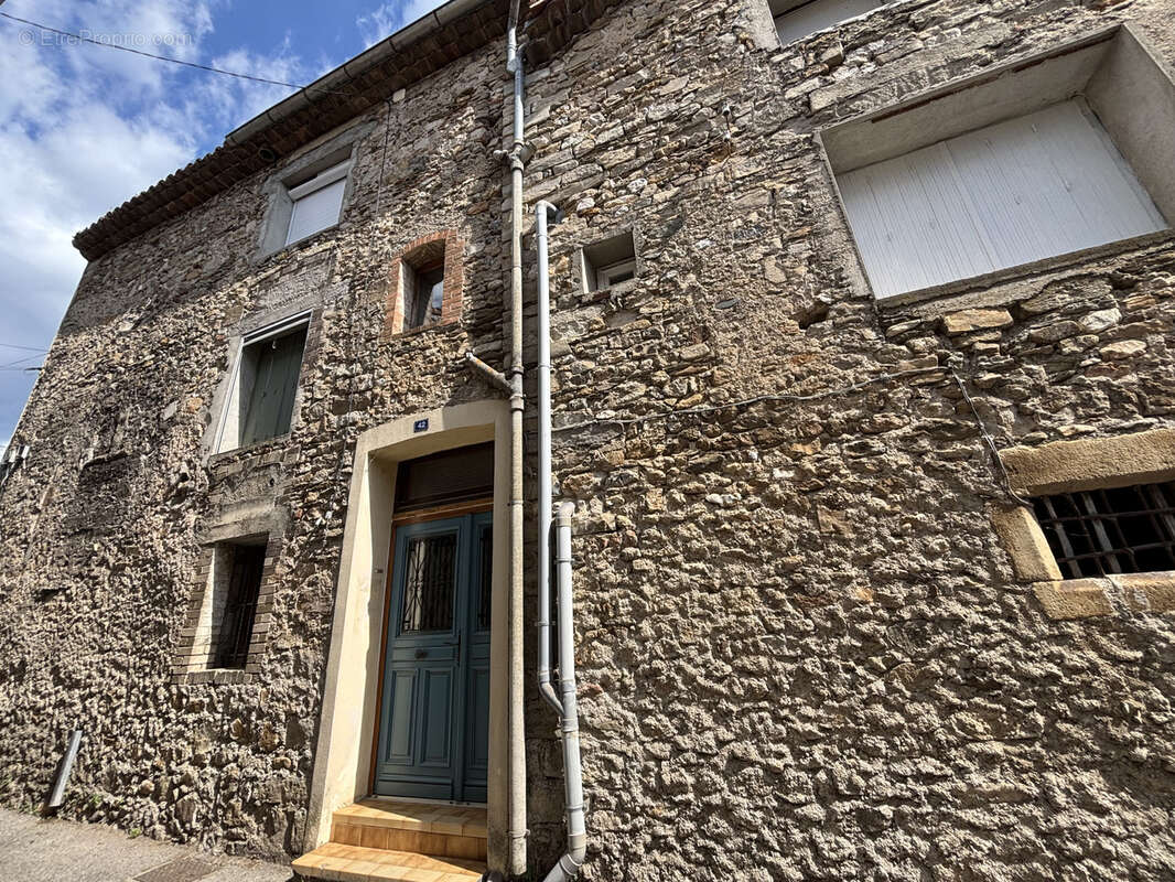 Maison à CENDRAS