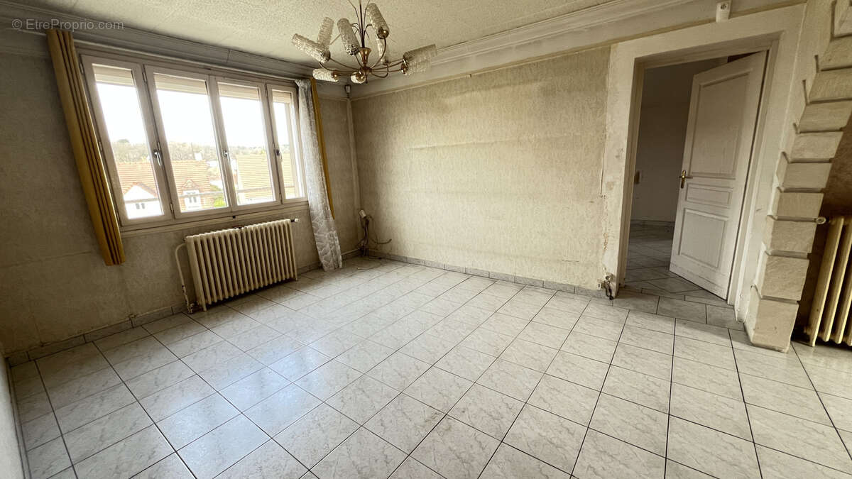 Maison à LA FERTE-ALAIS