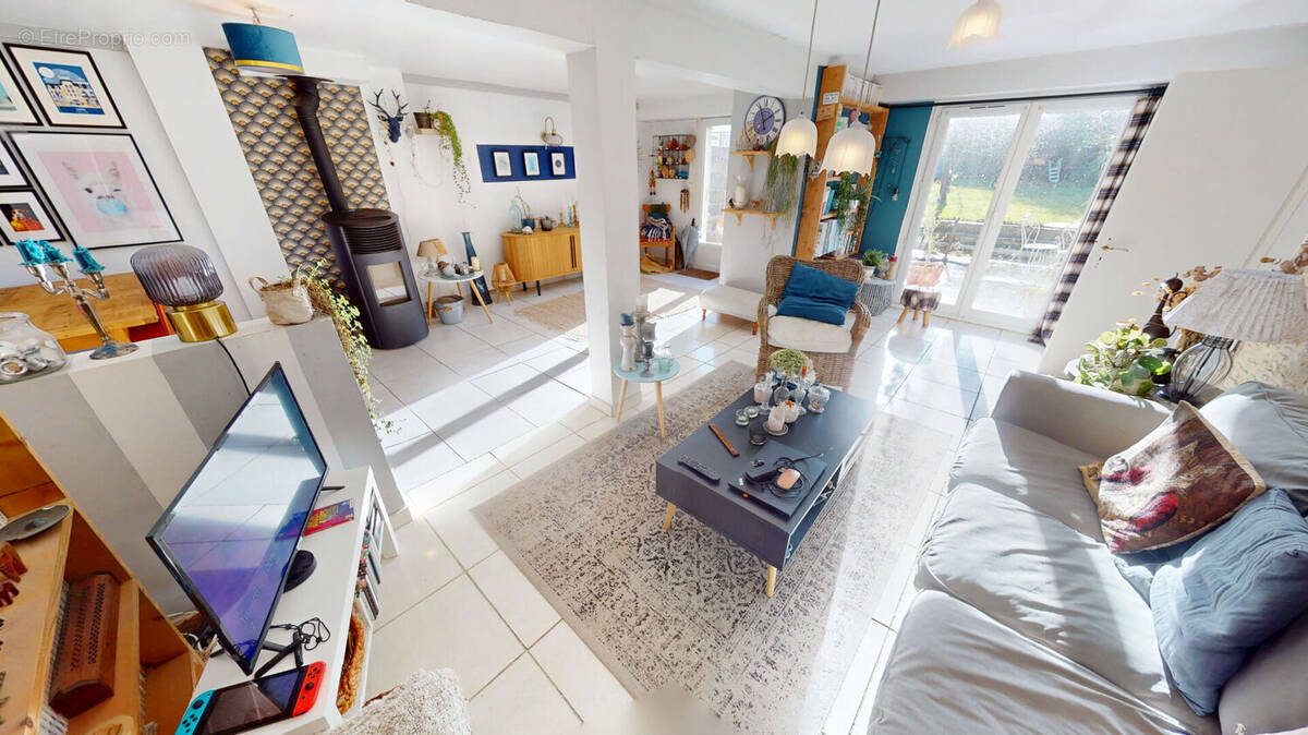 Maison à CESNY-AUX-VIGNES