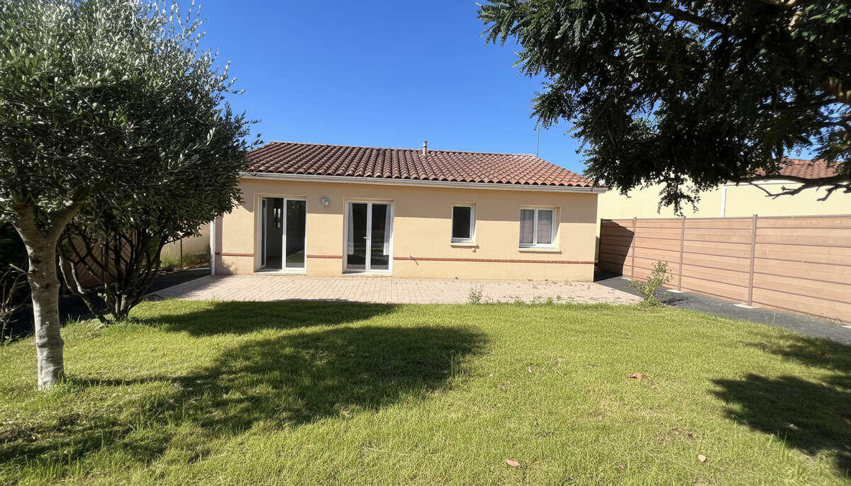 Maison Cholet 3 pièce(s) 75m2 - photo 2