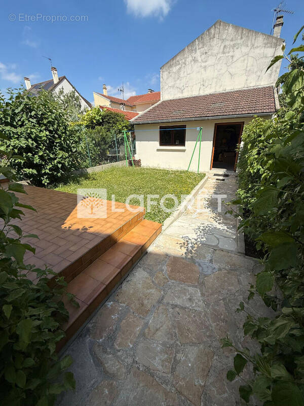 Maison à FONTENAY-SOUS-BOIS