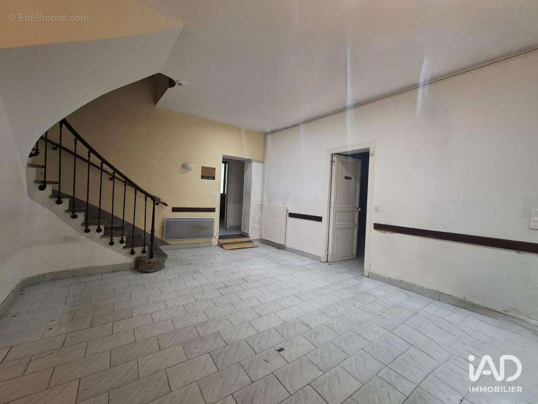 Photo 2 - Commerce à CARCASSONNE