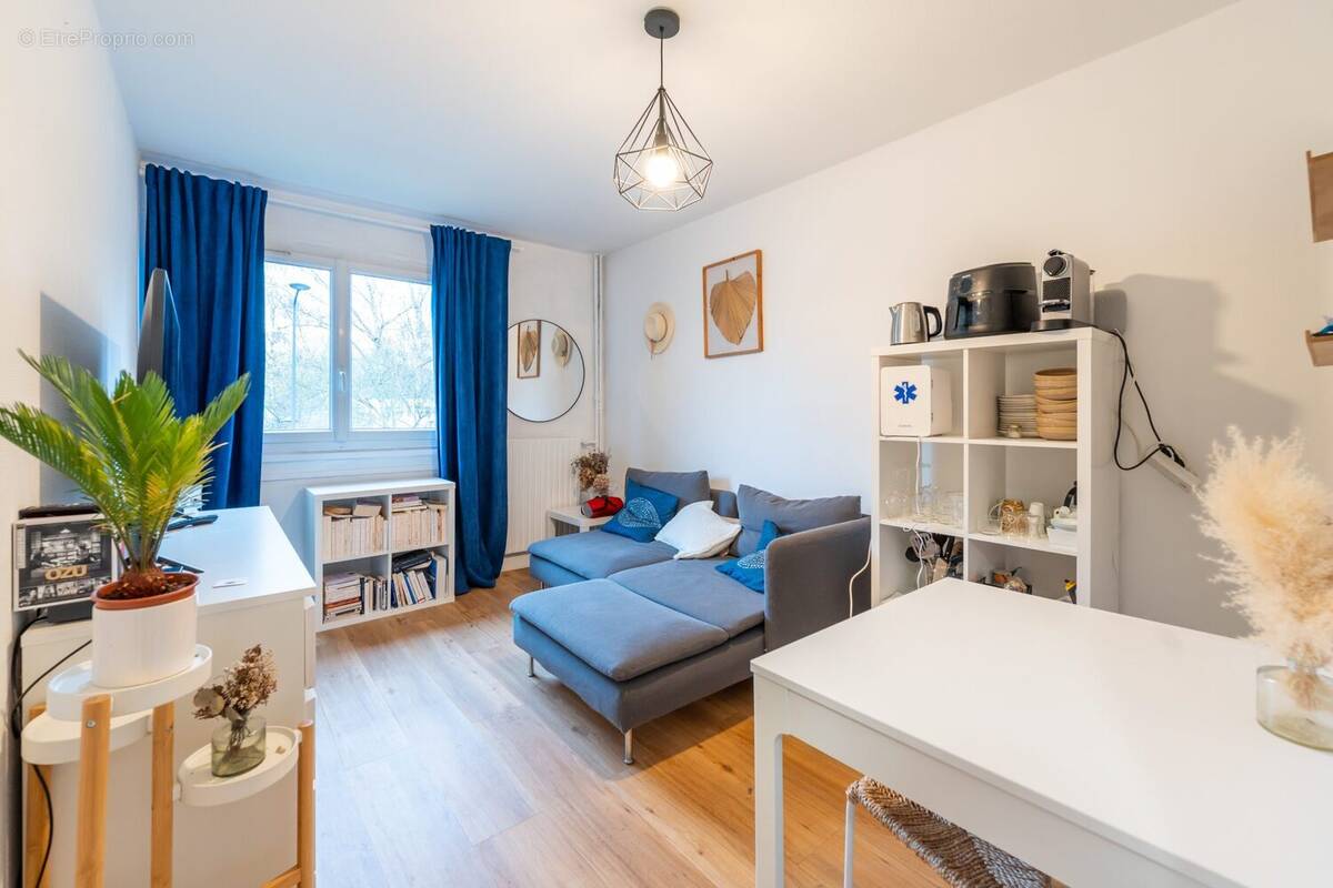 Appartement à TREMBLAY-EN-FRANCE