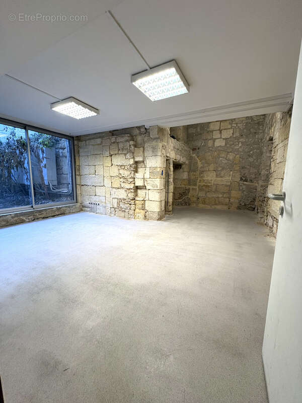 Commerce à LIBOURNE