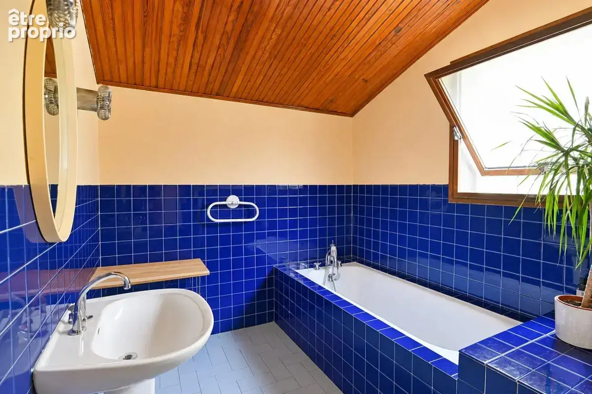 Maison de 6 pièces de 134 m² à Nîmes, Justices Vieilles - photo 11