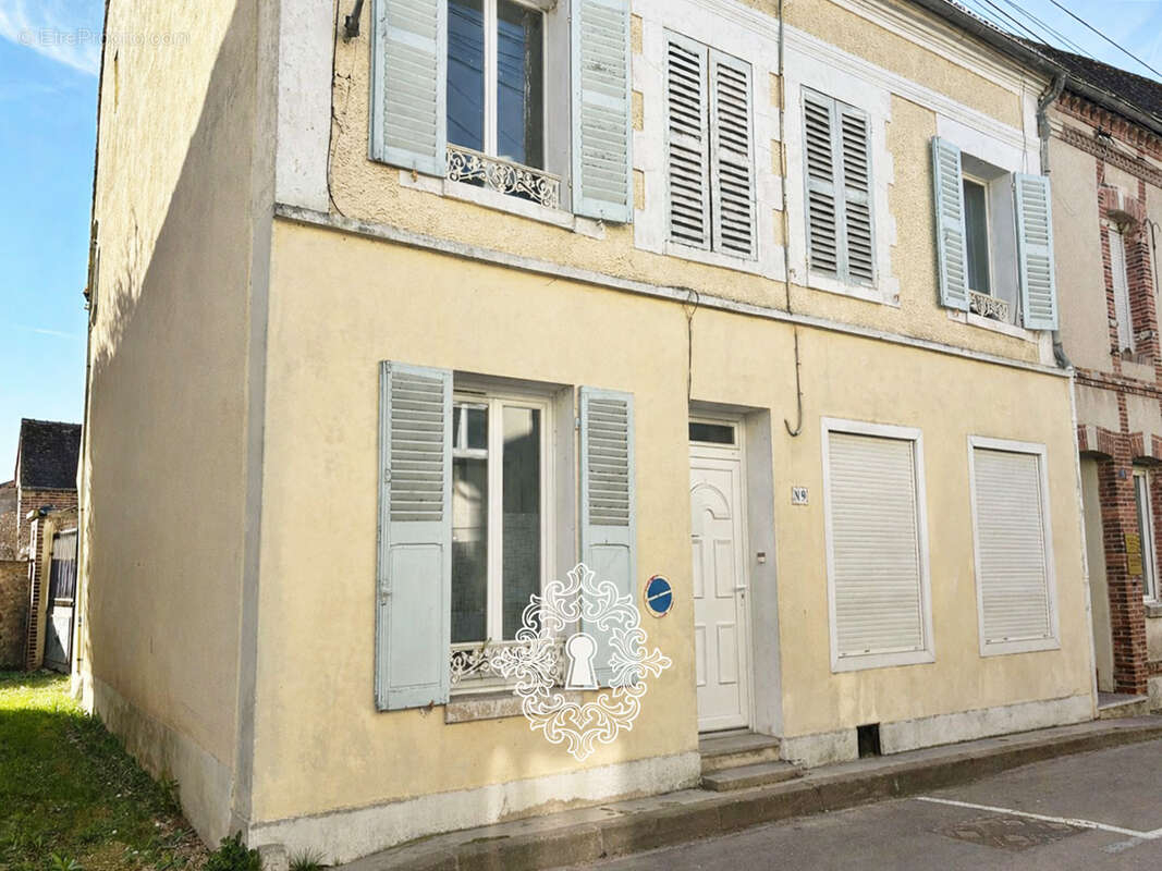Maison à NOGENT-SUR-SEINE