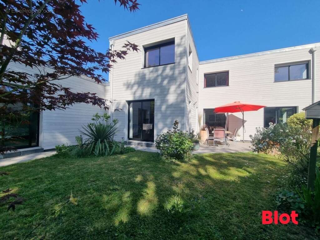 Maison à PACE