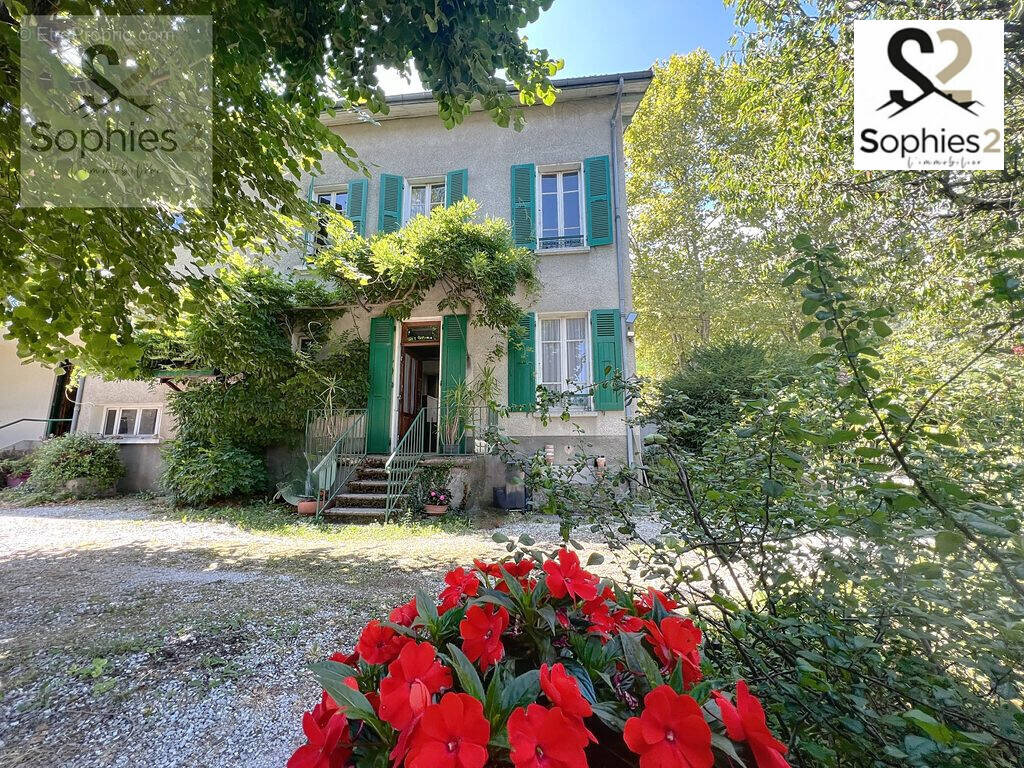 Maison à VIF