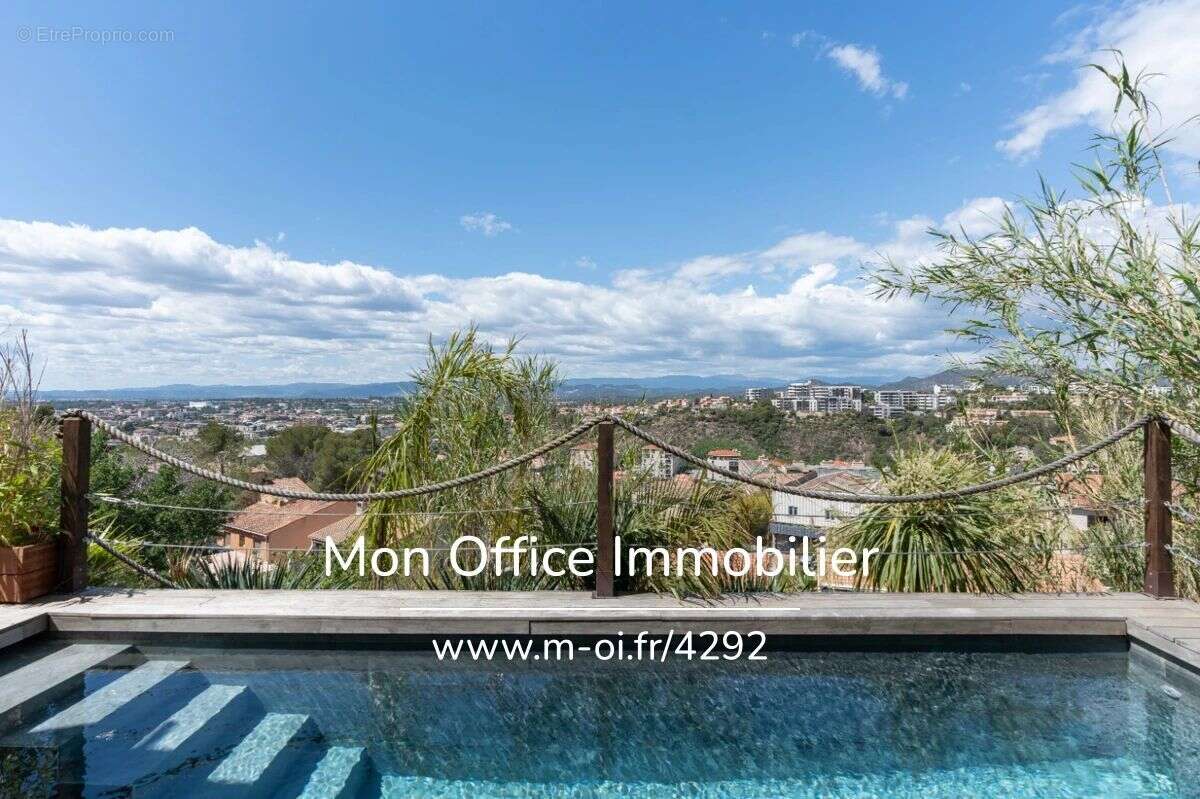 Référence : 6690-SIC. - EXCLUSIVITE Villa loft vue panoramique Saint Raphaël - photo 3