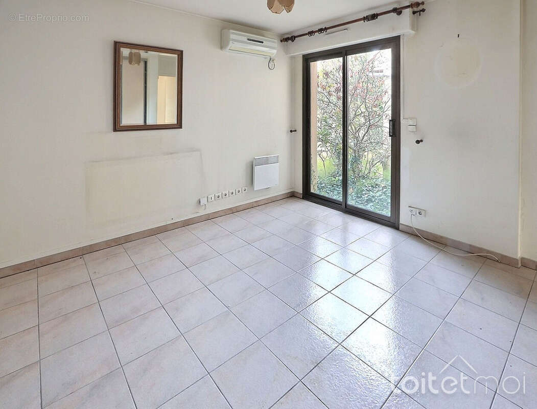 Maison à BURES-SUR-YVETTE