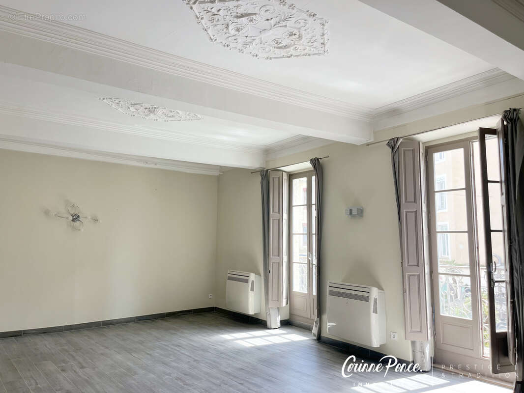 Appartement à NIMES
