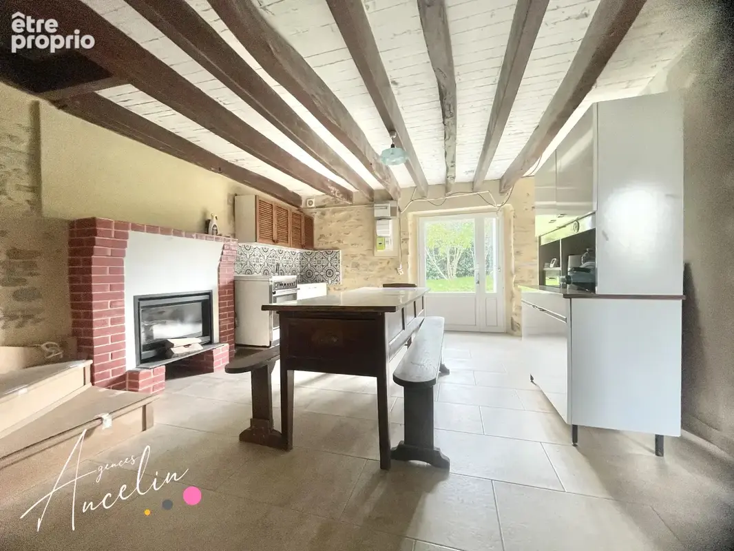 Maison 4 pieces en pierres apparentes, en hameau - photo 8