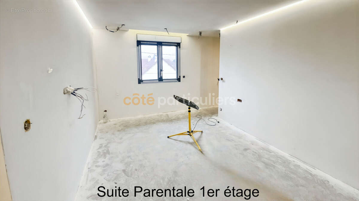 Maison à PONTAULT-COMBAULT