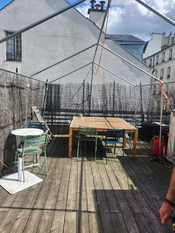 Appartement à PARIS-11E