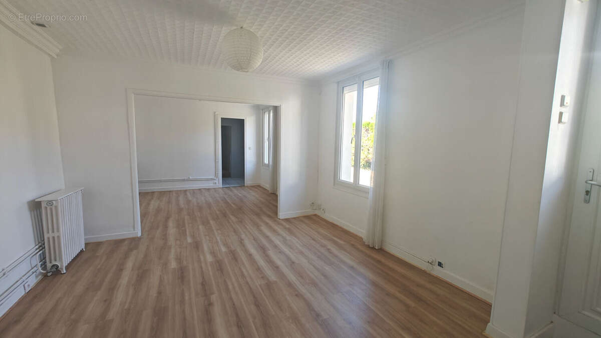 Maison à MONTGERON