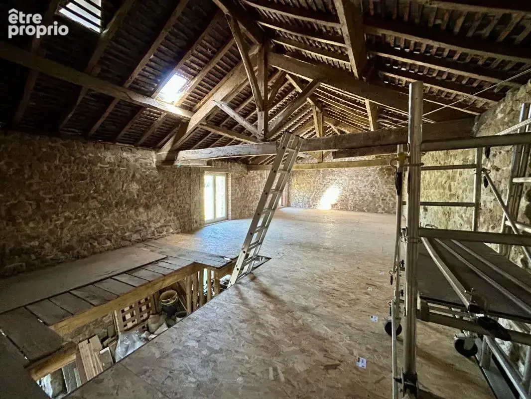 Domaine d'Exception de 17 Hectares, 4 chambres, 251m2 - gara - photo 25