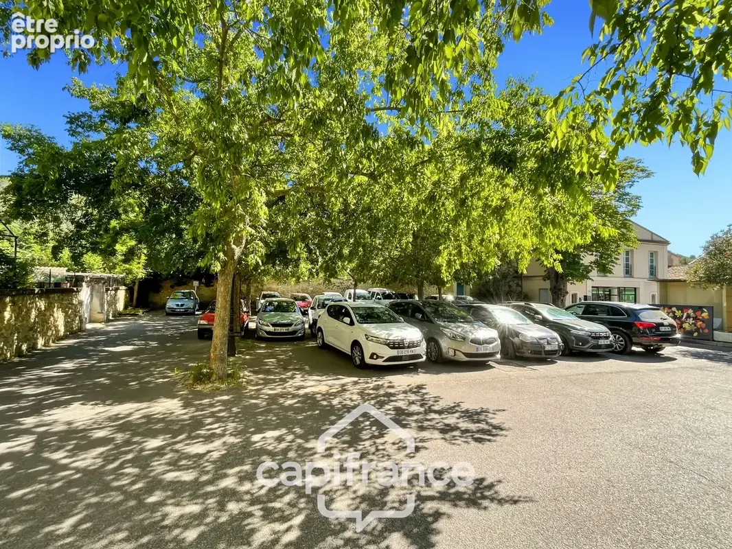 belle opportunité sur Alleins : maison de village de 102 m2 entièrement rénovée et climatisée, 2 niveaux avec 2 grandes chambres - photo 32