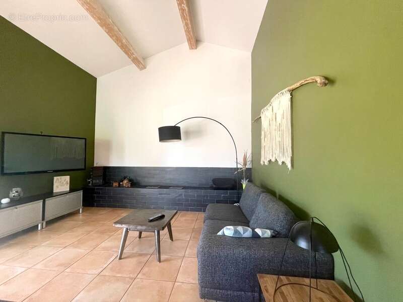 Maison à SAINT-LAURENT-D&#039;AIGOUZE