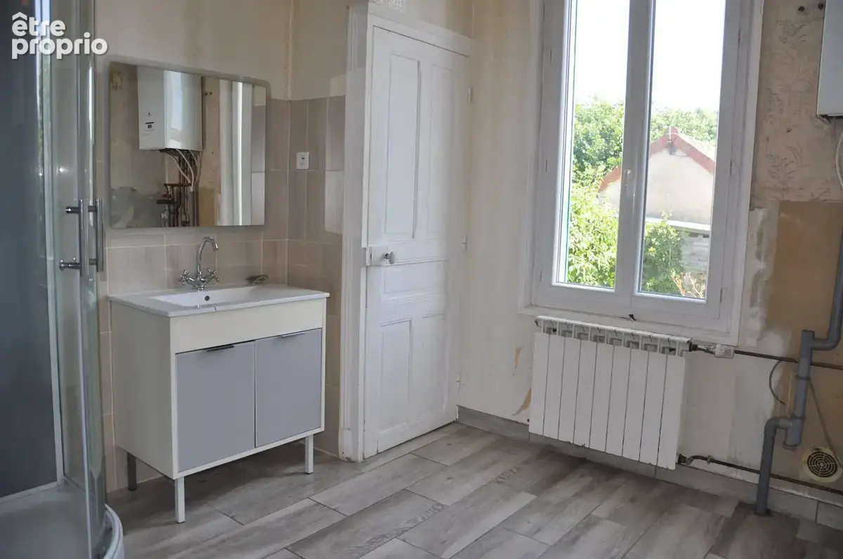 Belle maison des années 30, proche des commodités, terrain de 2120 m2 - photo 7
