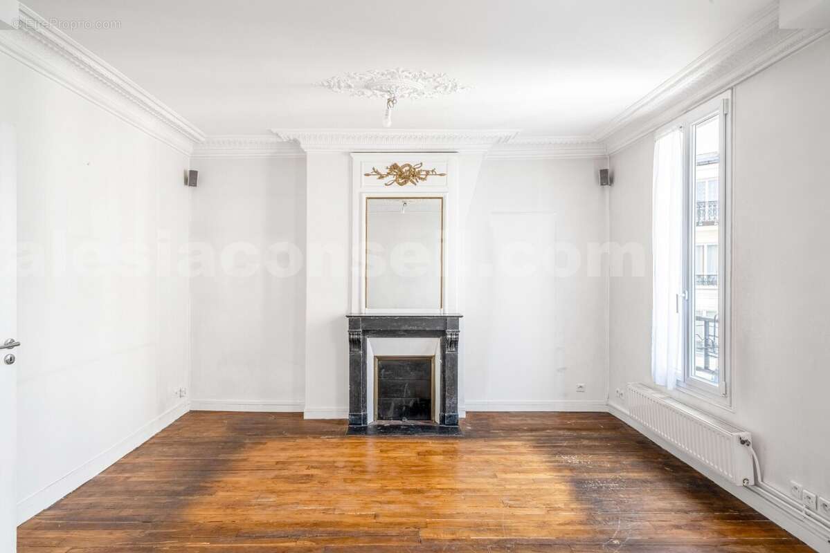 Photo n°5 - Appartement à PARIS-14E