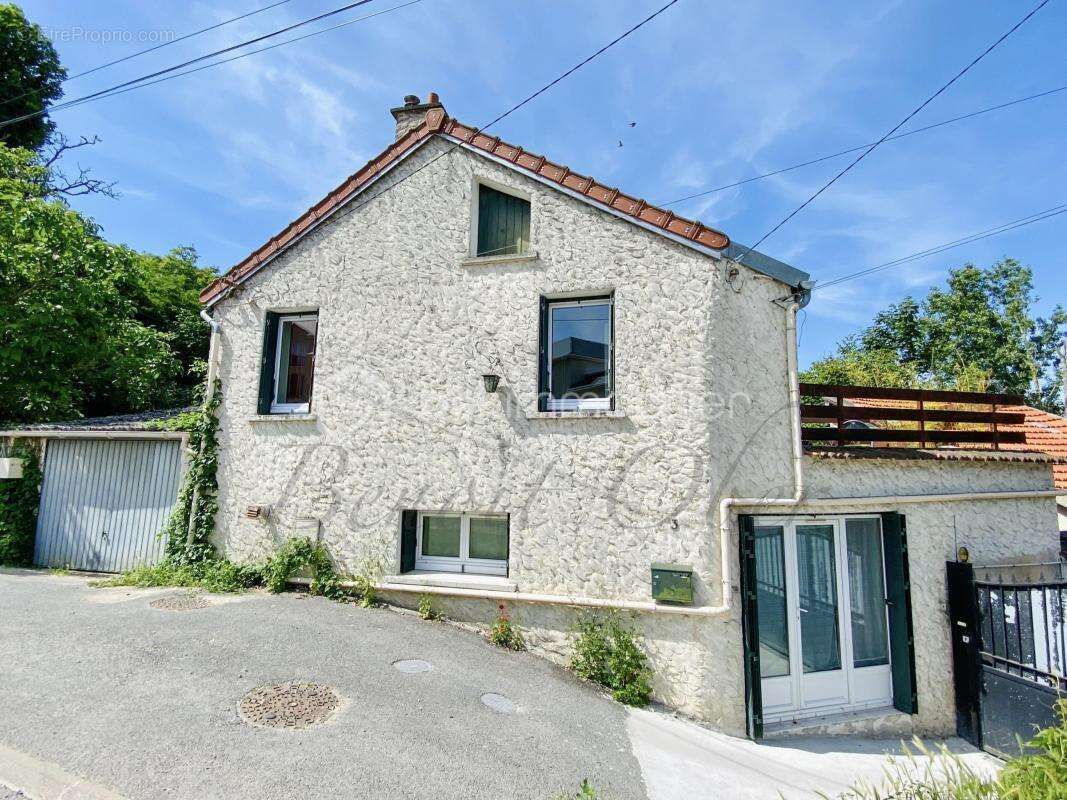 Maison à CHALIFERT