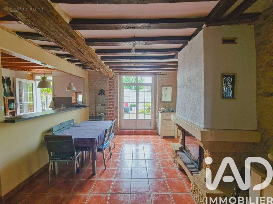 Maison 107 m² à Greneville-En-Beauce  - photo 7