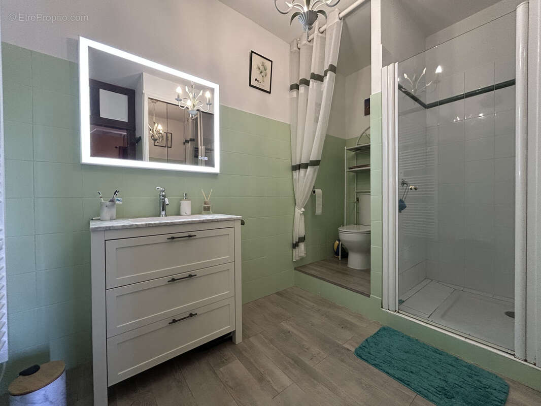 Maison à MONCETZ-L'ABBAYE