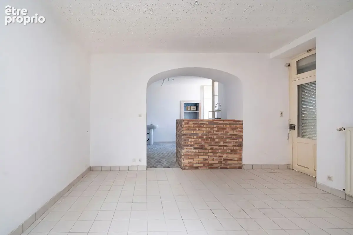 Secteur de Lodonnec, à 500m de la plage - bâtisse d'environ 233 m² - photo 8