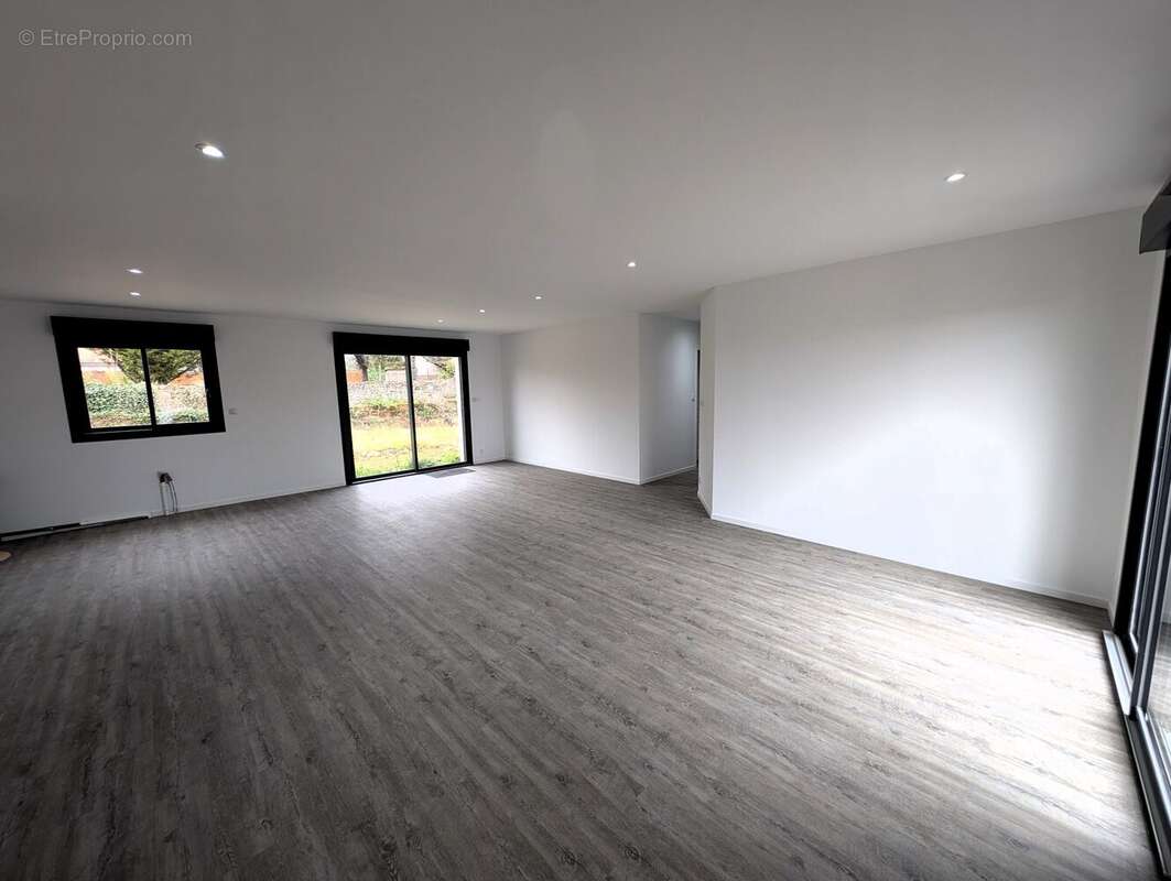 Maison à CHASSENEUIL-DU-POITOU