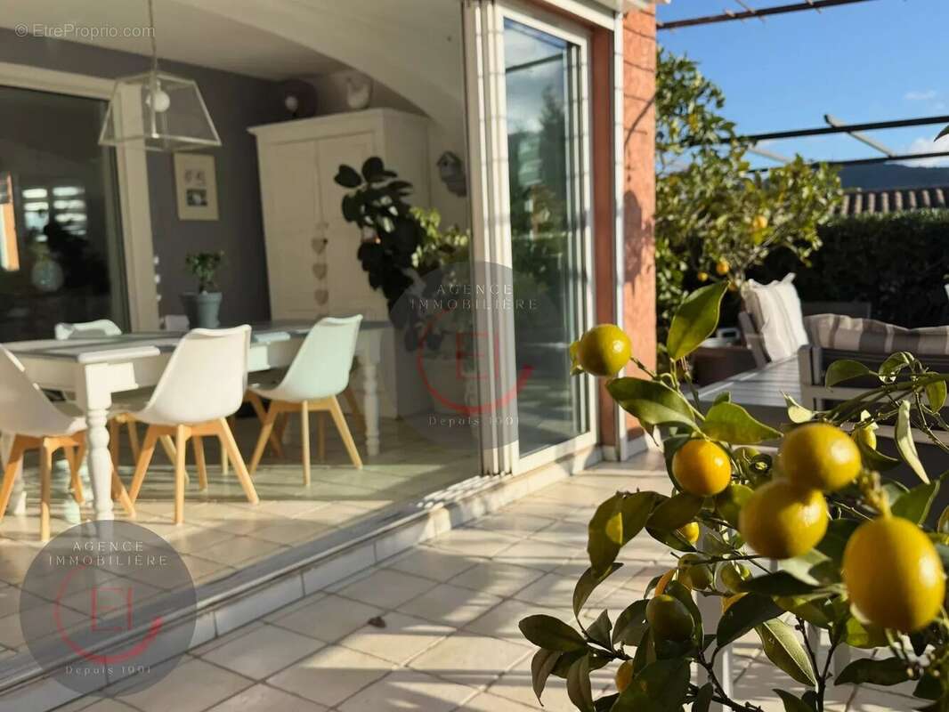 Maison à LES ADRETS-DE-L'ESTEREL