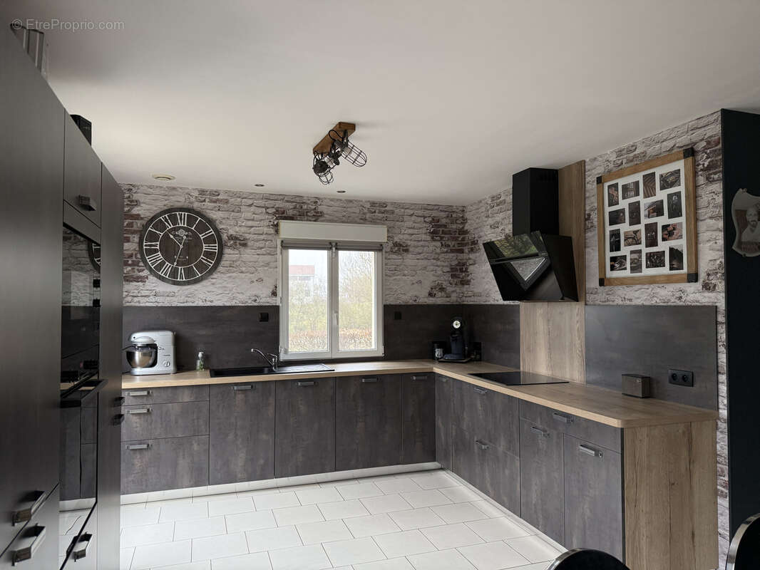 Maison à VILLE-SUR-ILLON