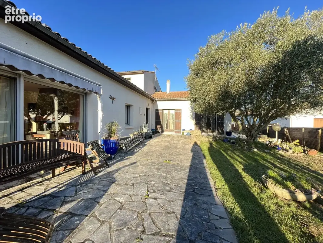 Maison 9 pièces 195 m² à vendre à Saint-Augustin (17570) - photo 2