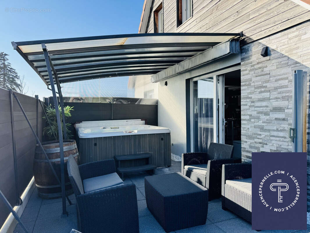 Maison à CHARQUEMONT