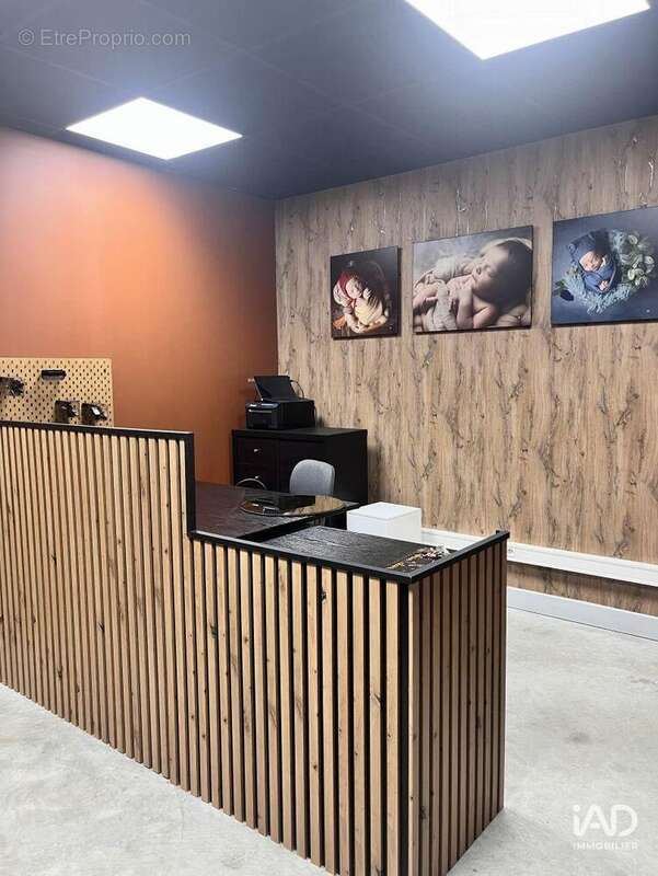 Photo 2 - Commerce à LE VAUDREUIL