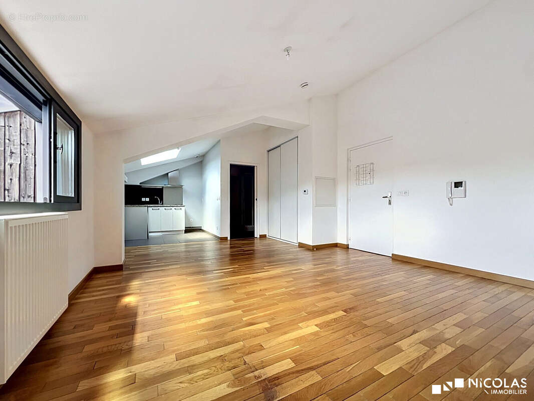 Appartement à BORDEAUX