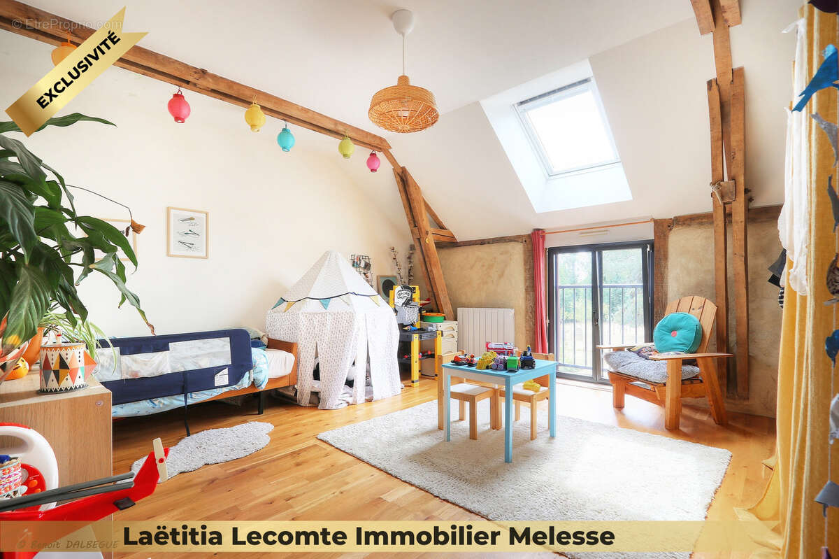 Maison à MELESSE