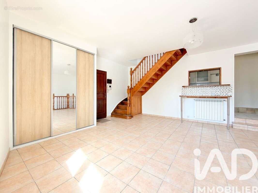 Maison 117 m² à Orly  - photo 6