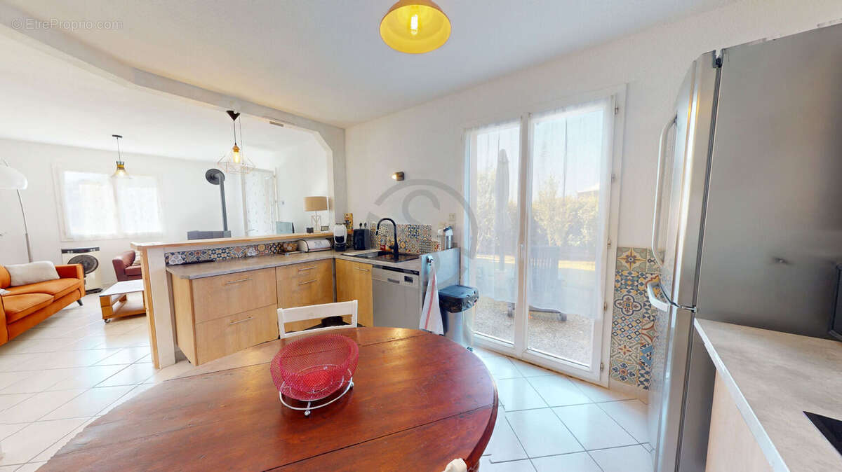 Maison La Cote Saint Andre 6 pièce(s) 122 m2 - photo 6