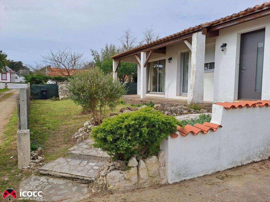 Maison 110 m² à L'aiguillon-Sur-Mer  - photo 7