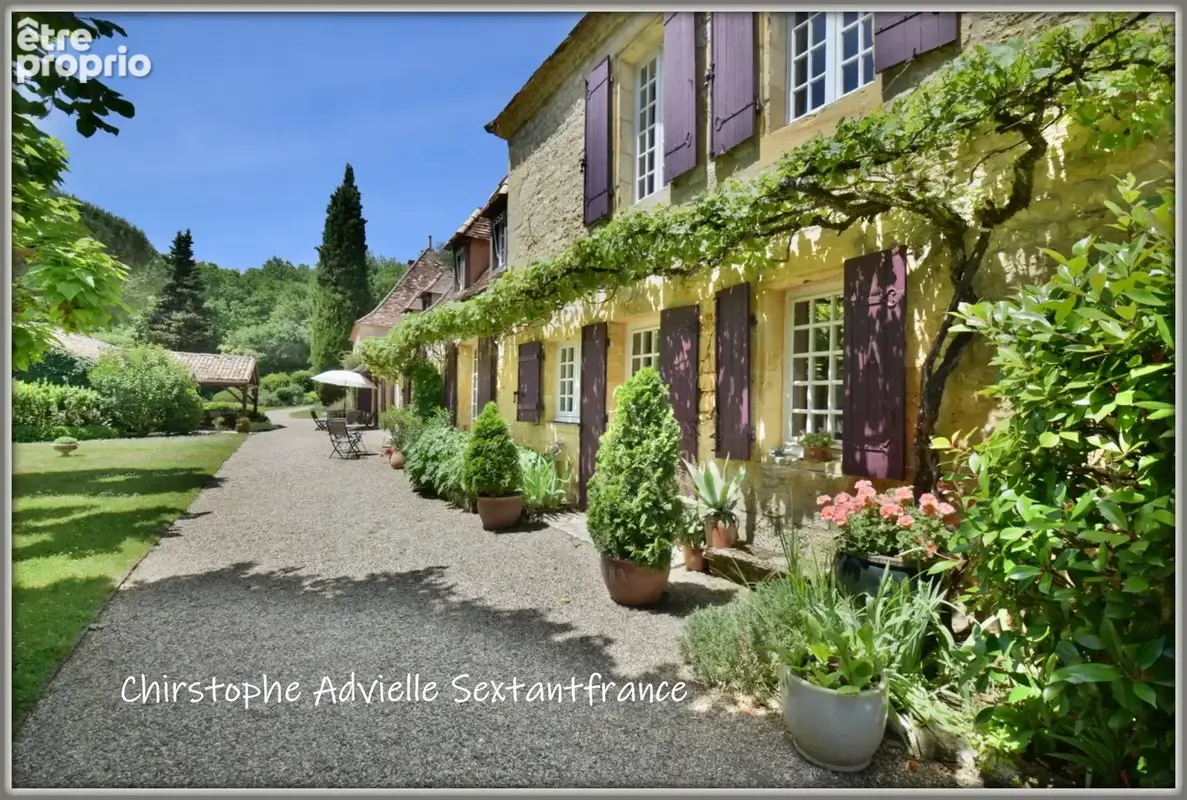 Domaine périgourdin de 400 M2 habitables sur 12 ha de parc avec pisicne - photo 3