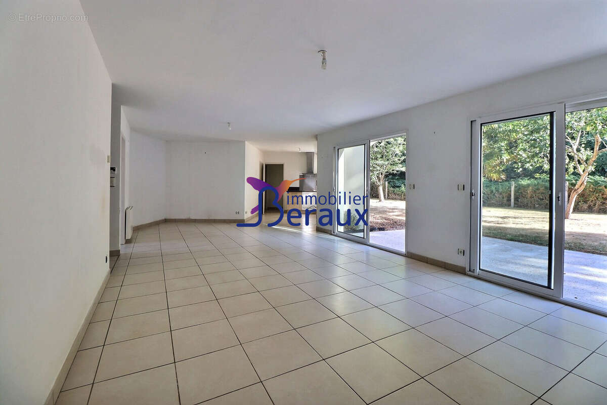 Maison 112 m² à Bardouville  - photo 3