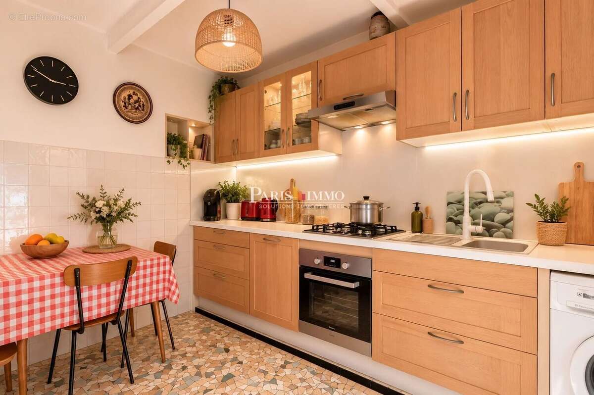 Paris18e - Grande Carrière - Maison avec jardin - Bien unique - photo 14