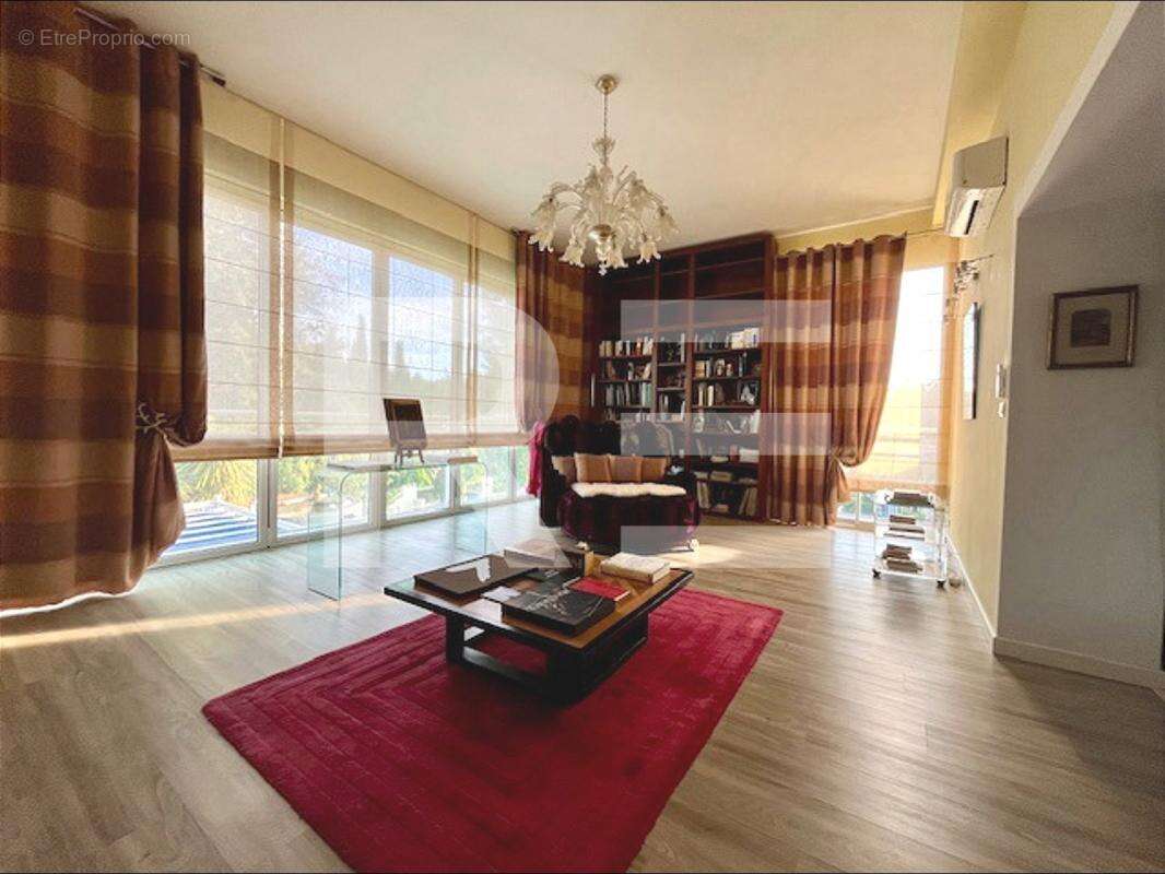 Maison à VILLETELLE