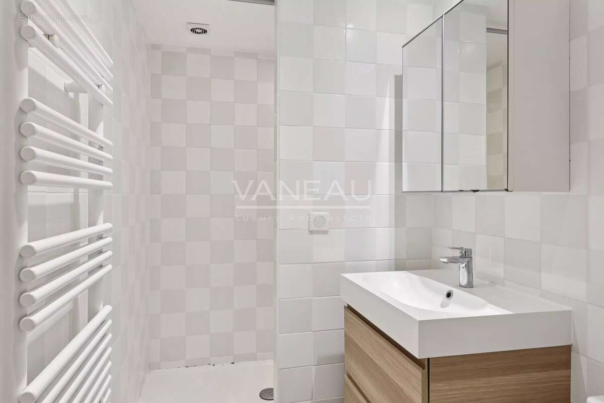 Appartement à PARIS-9E