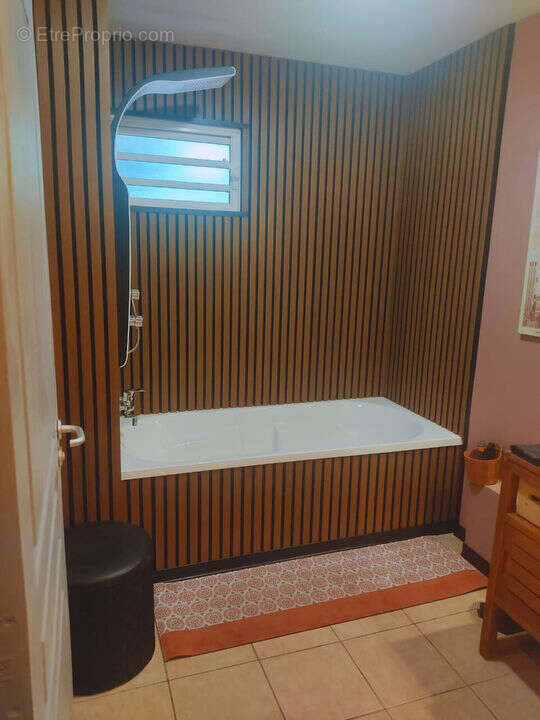 T3 rez-de-jardin sans travaux - Appartement à SAINT-LOUIS