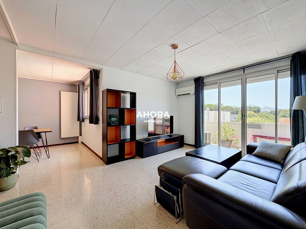 Appartement à MARSEILLE-9E