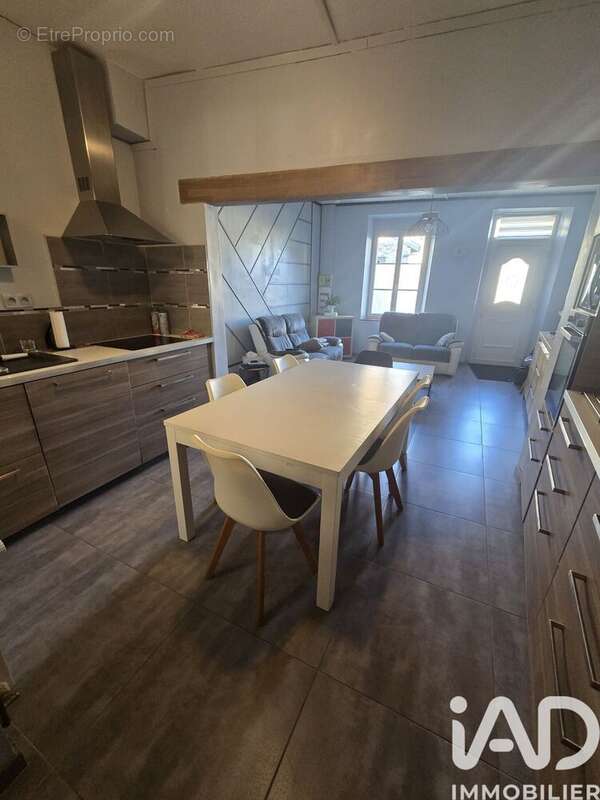 Maison 78 m² à Verneuil  - photo 3